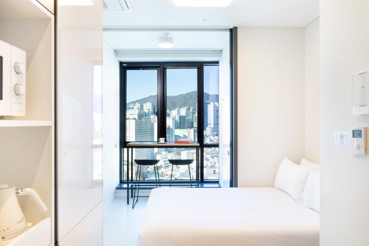 בוסאן From H Reposant Hotel Busnan Seomyeon מראה חיצוני תמונה
