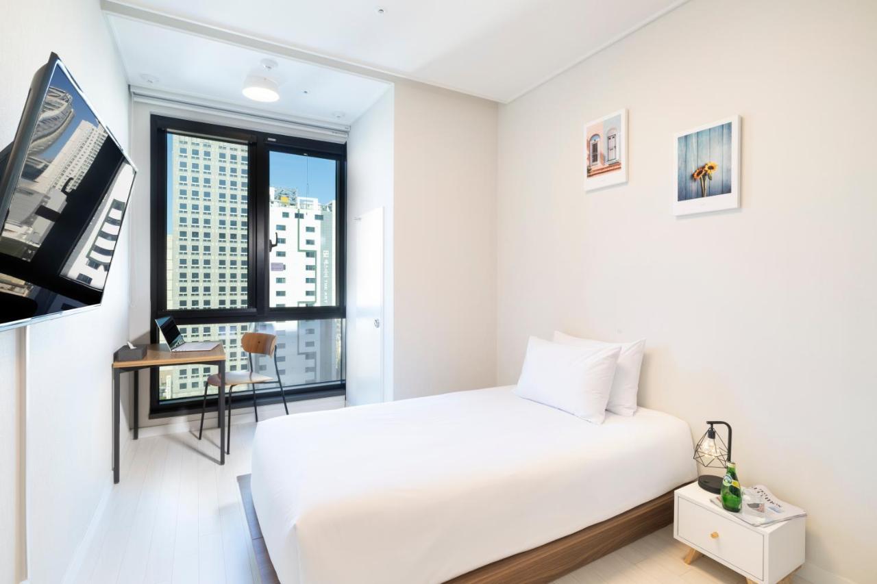 בוסאן From H Reposant Hotel Busnan Seomyeon מראה חיצוני תמונה